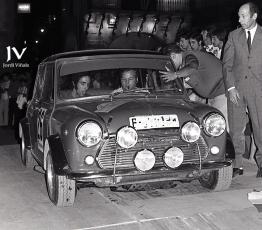 Lluís Roura-Josep Maria Cerdà (Authi Mini 1275). Rallye Osona 1971 / Foto: Jordi Viñals